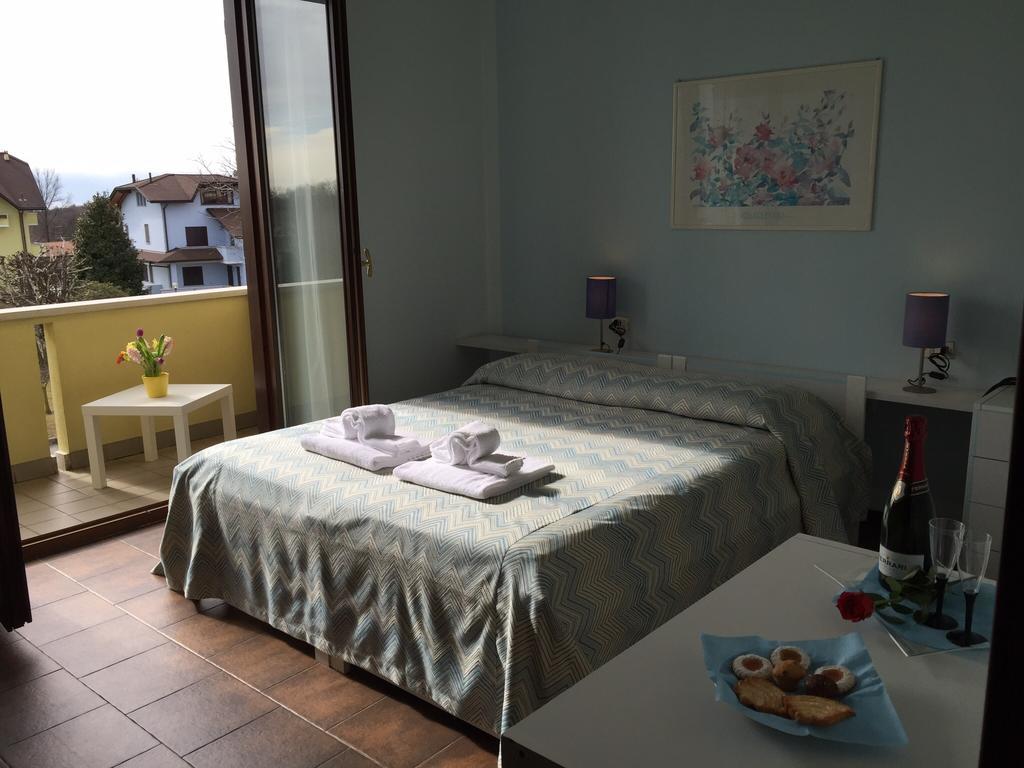 Albergo Residence Isotta Veruno Luaran gambar