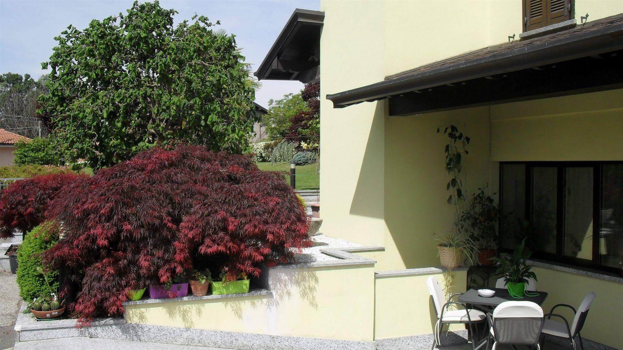 Albergo Residence Isotta Veruno Luaran gambar