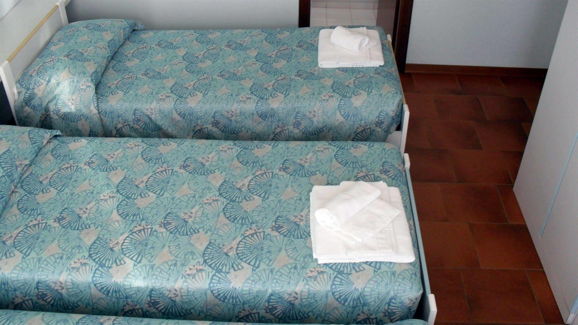 Albergo Residence Isotta Veruno Luaran gambar