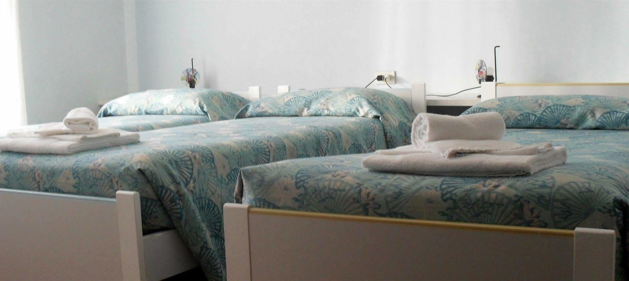 Albergo Residence Isotta Veruno Luaran gambar