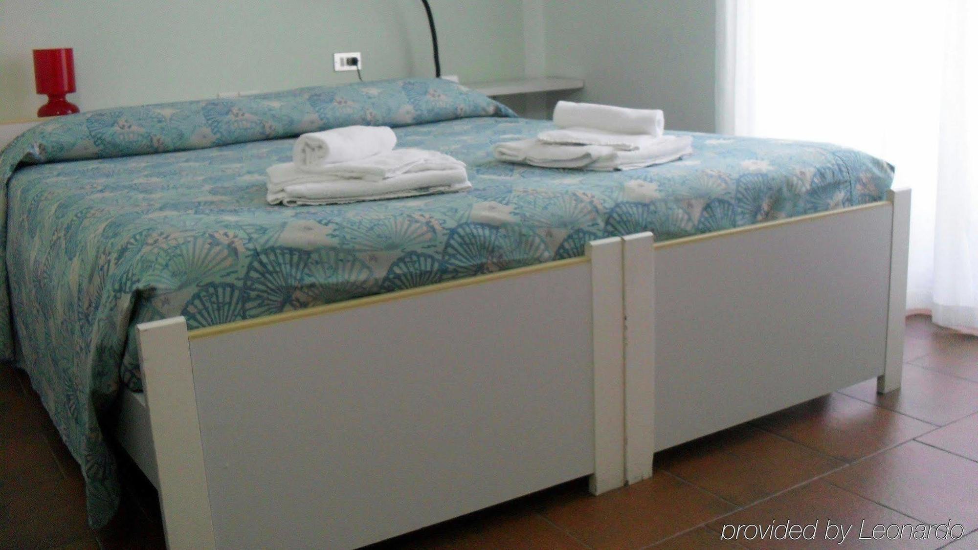 Albergo Residence Isotta Veruno Luaran gambar